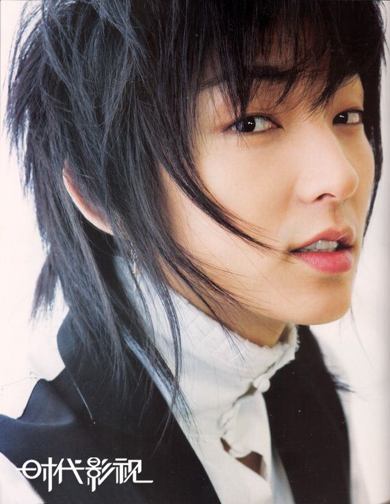Latest photo of Lee Joongi