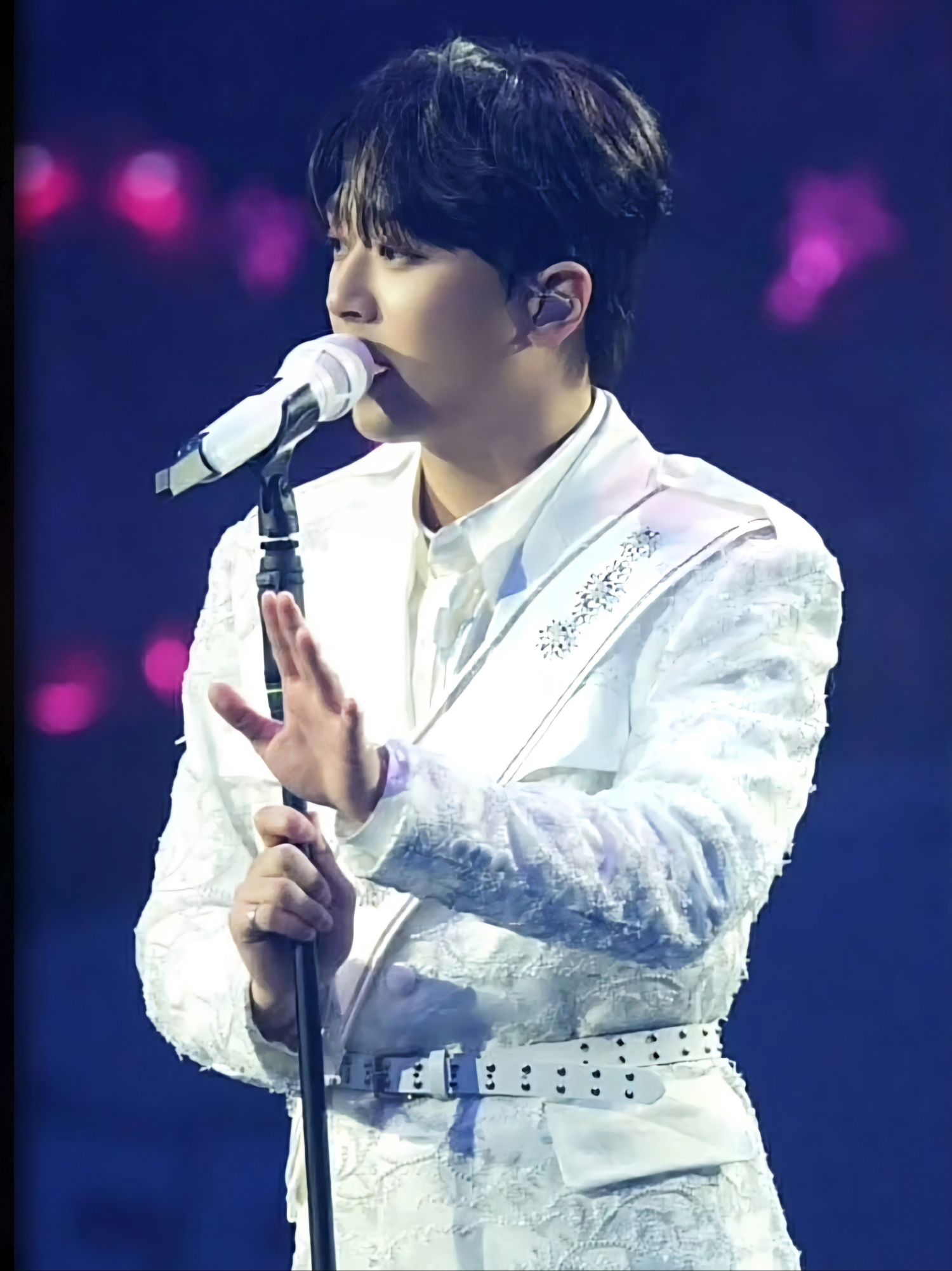 Foto kegiatan terbaru dari Lee Chanwon