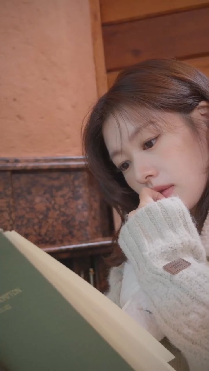 Jung Somin background image recommended by Choeaedol Celeb fandom