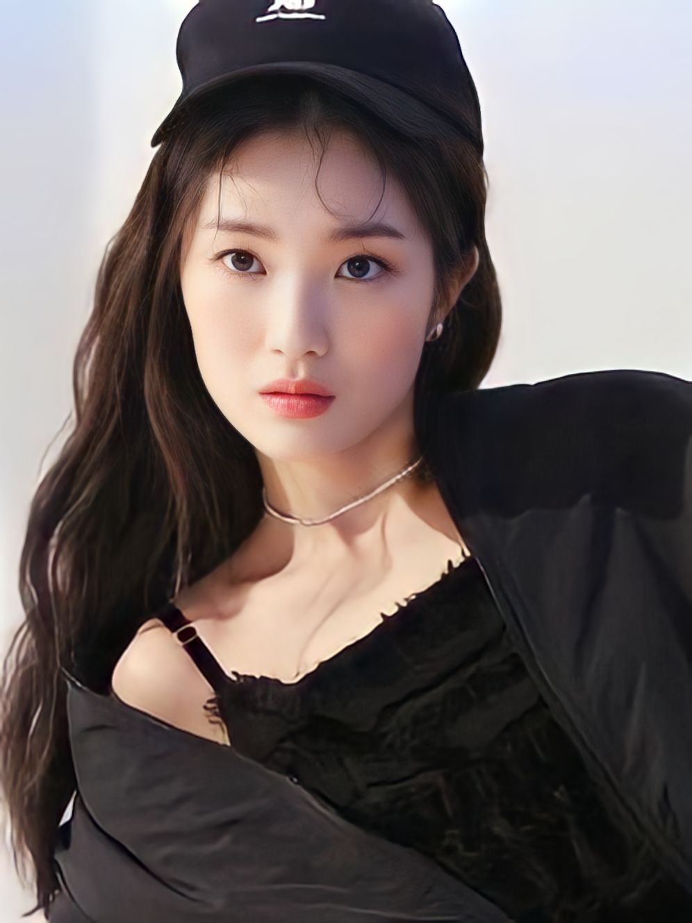 Latest photo of Kim Hyeyoon