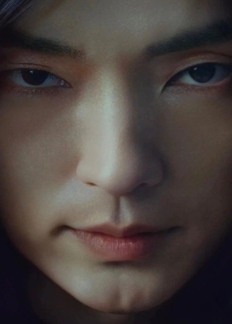Behind-the-scenes cut of Lee Joongi