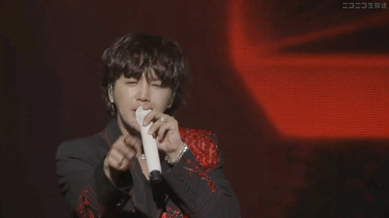 Cuplikan di balik layar dari Jang Geunsuk