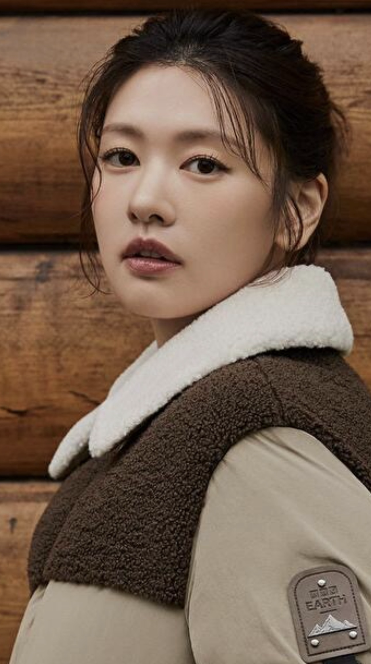 Emotional wallpaper shared by fans for Jung Somin