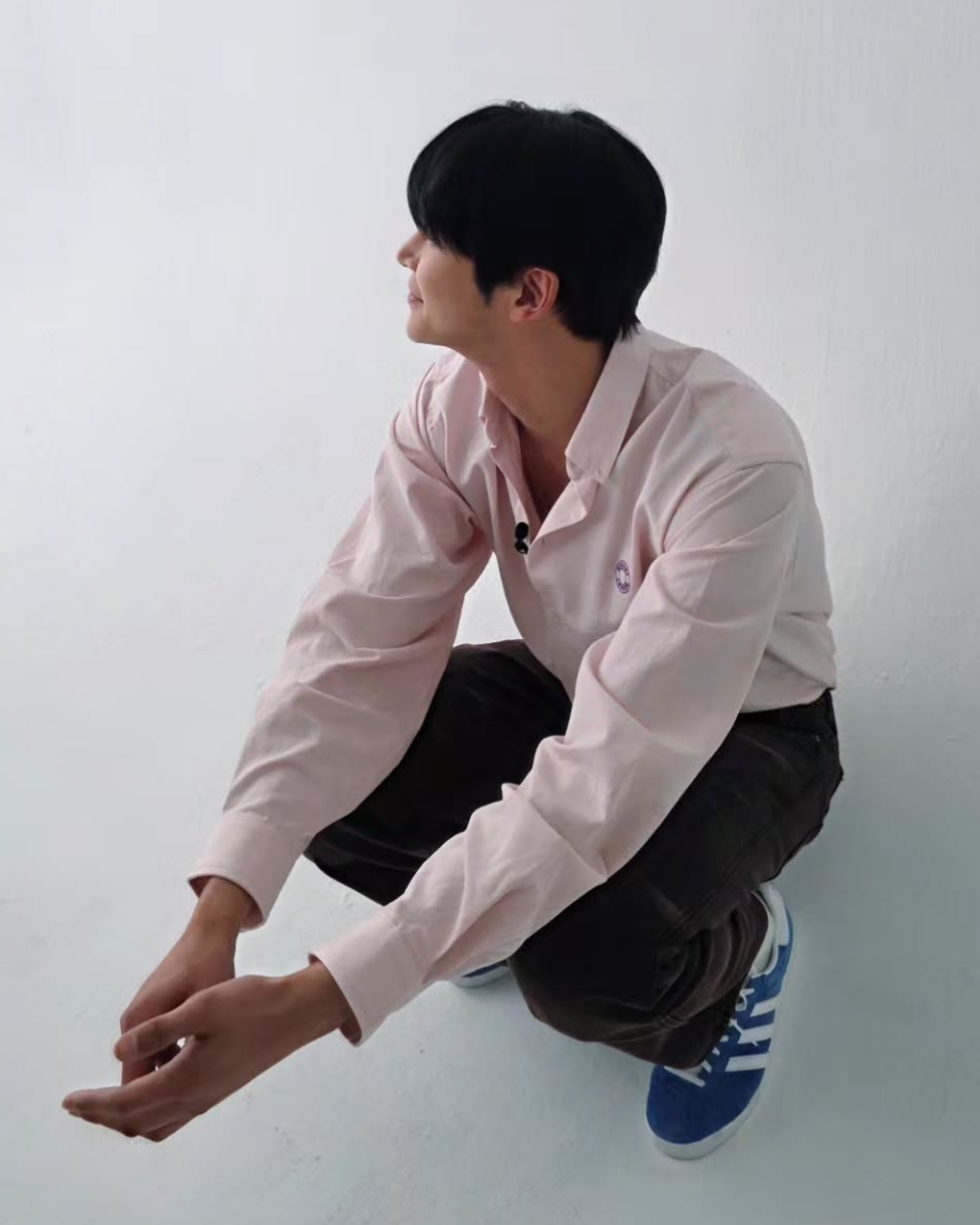 Momen yang diabadikan oleh penggemar Rowoon