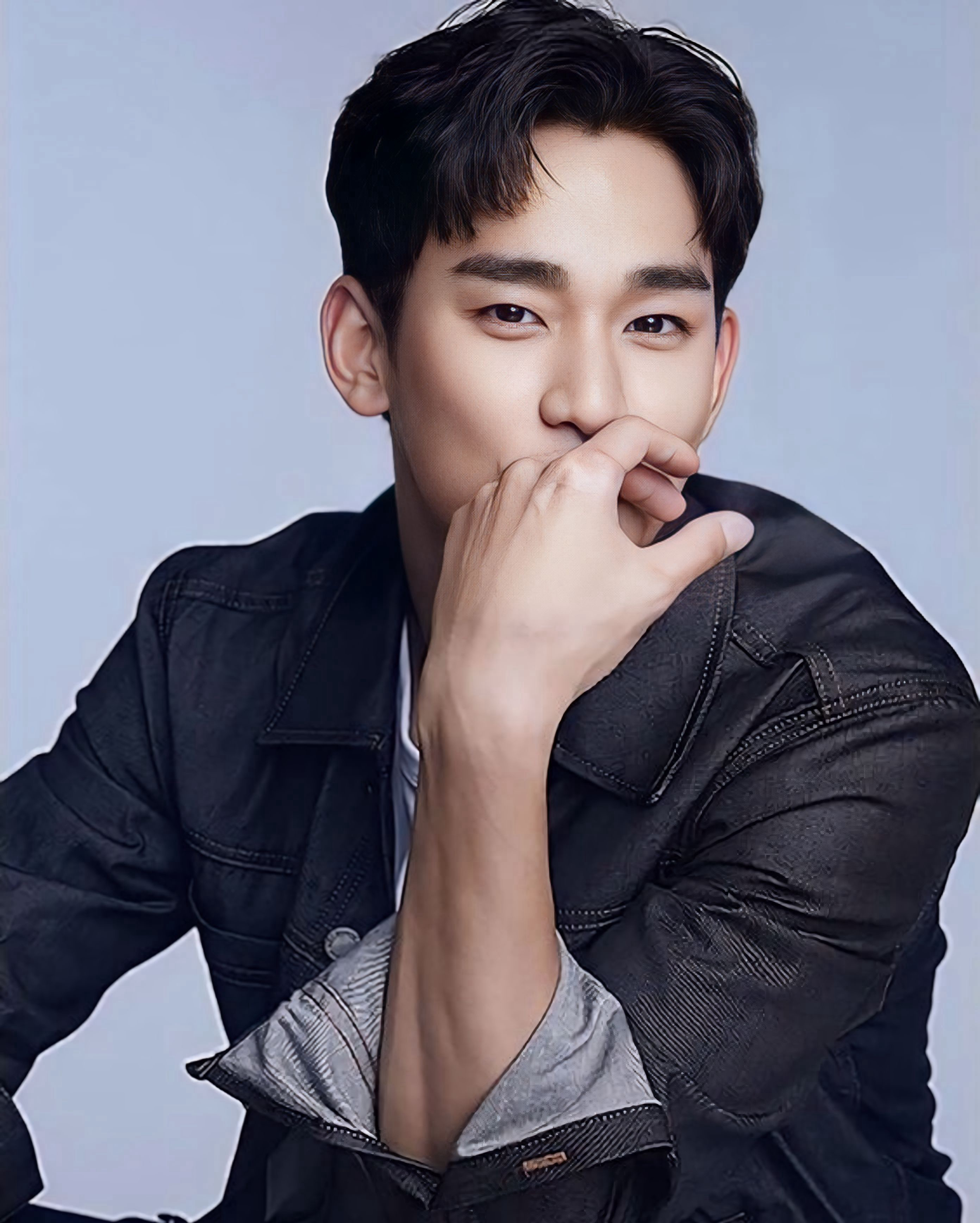 Behind-the-scenes cut of Kim Soohyun