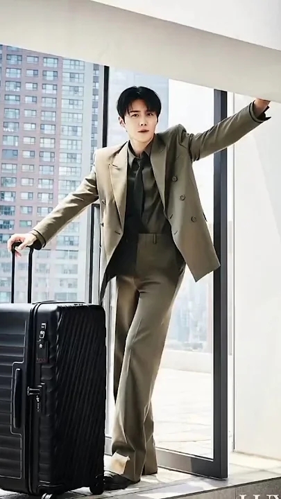 Behind-the-scenes cut of Kim Seonho