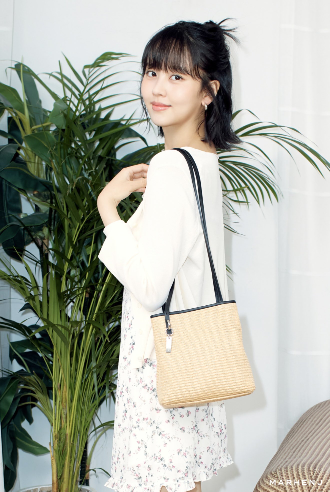 Behind-the-scenes cut of Kim Sohyun