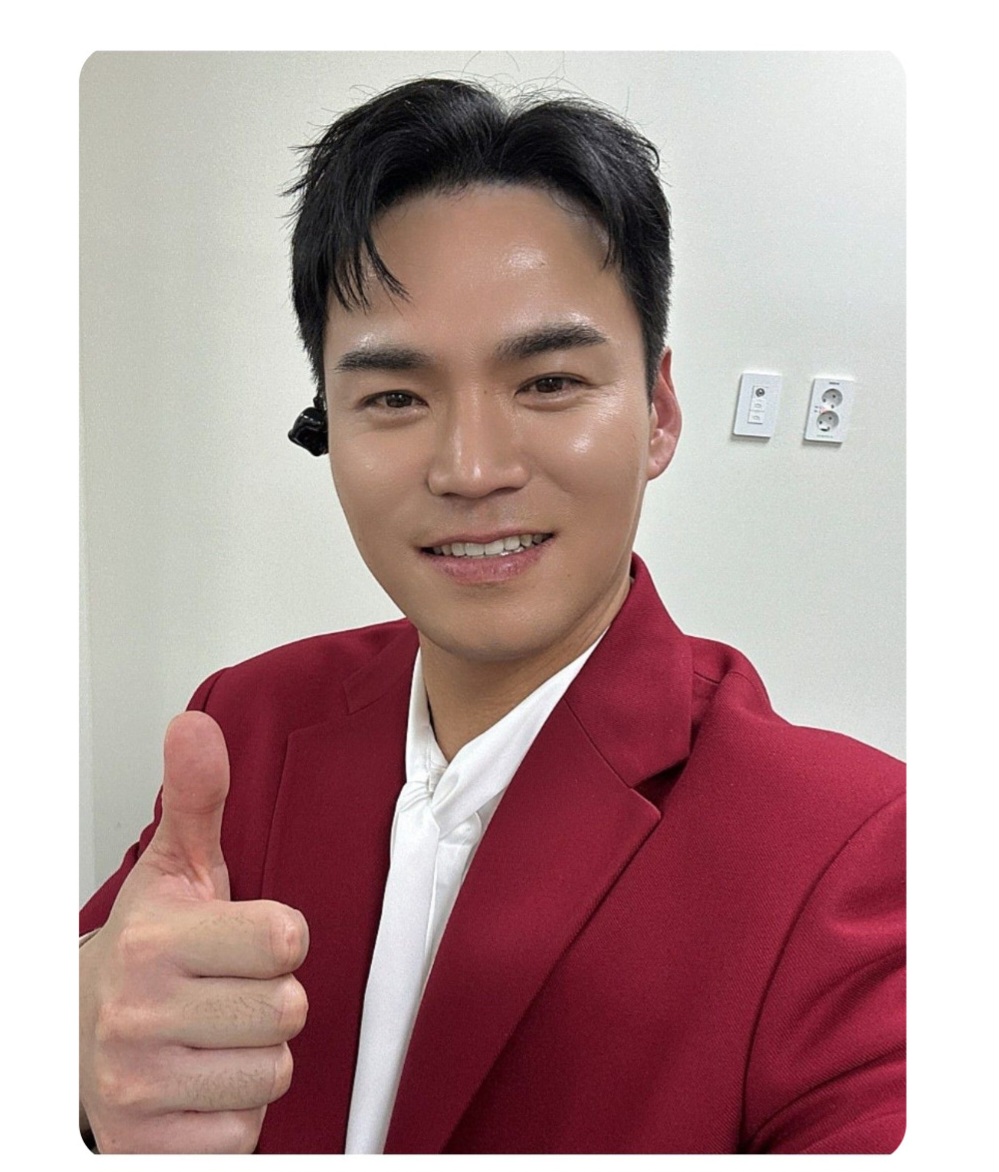Latest photo of Lee Jung
