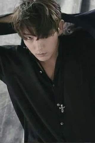 Behind-the-scenes cut of Lee Joongi