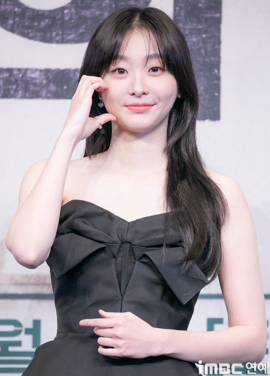 A moment captured by a fan of Kim Dami