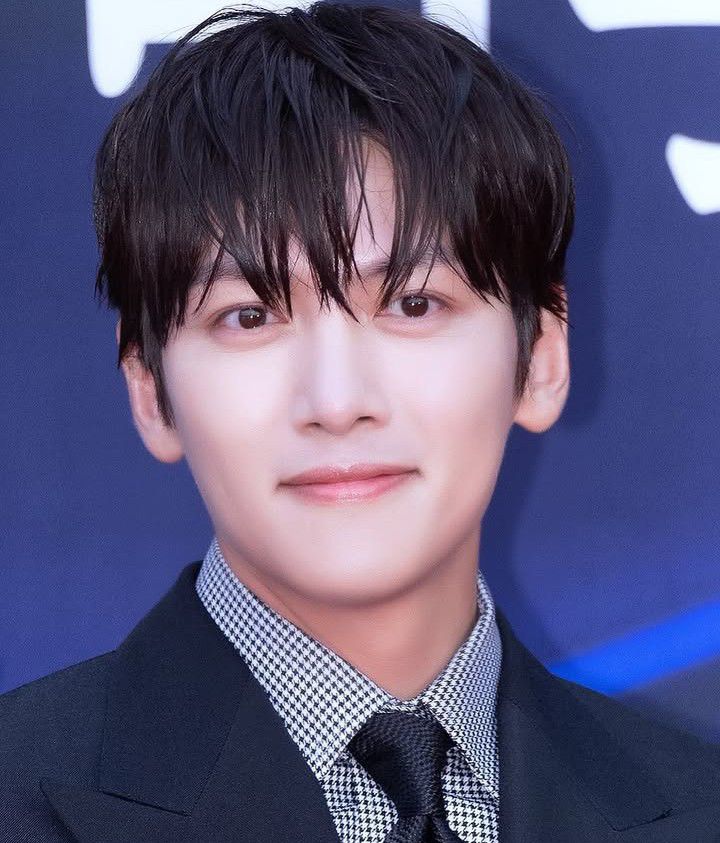 Latest photo of Ji Changwook