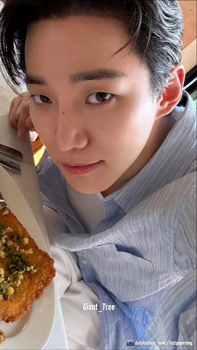 A moment captured by a fan of Lee Junho