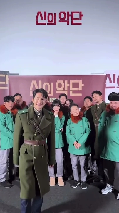 朴施厚的最新照片