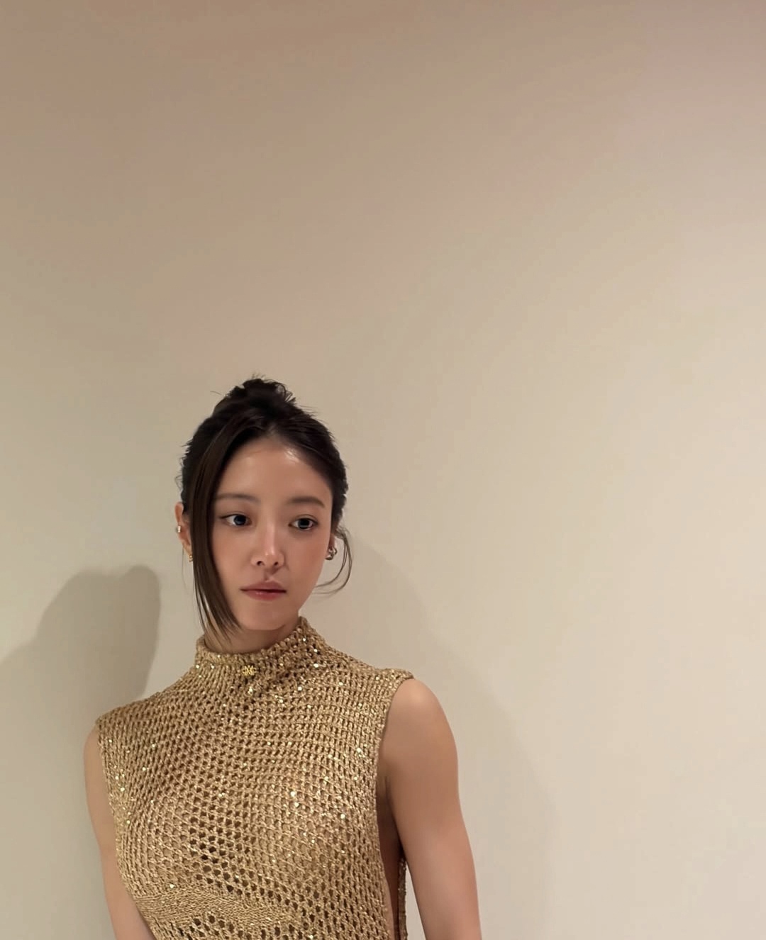 Behind-the-scenes cut of Lee Seyoung