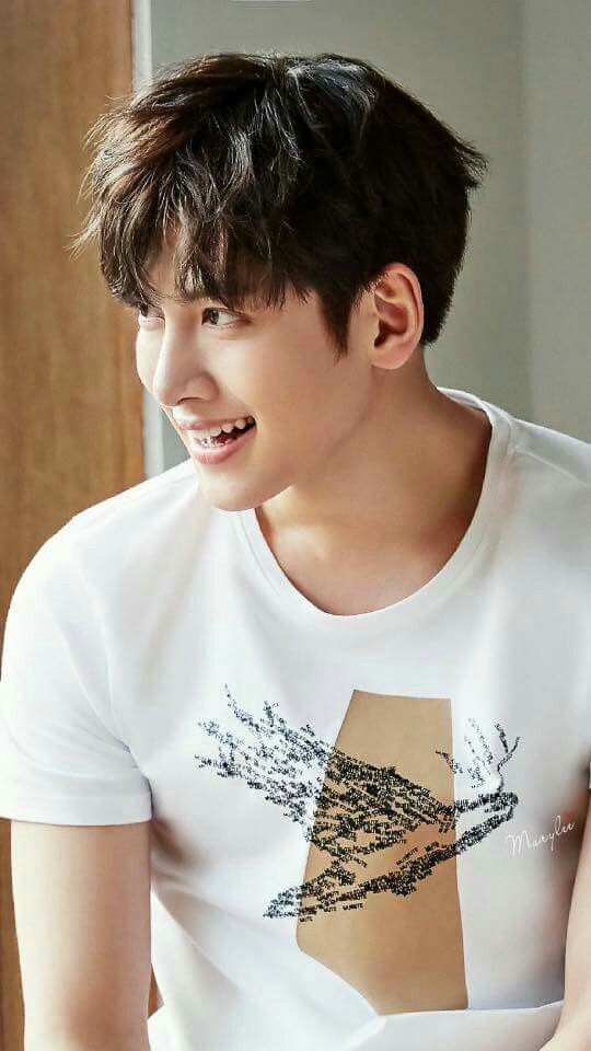 지창욱의 최신 사진