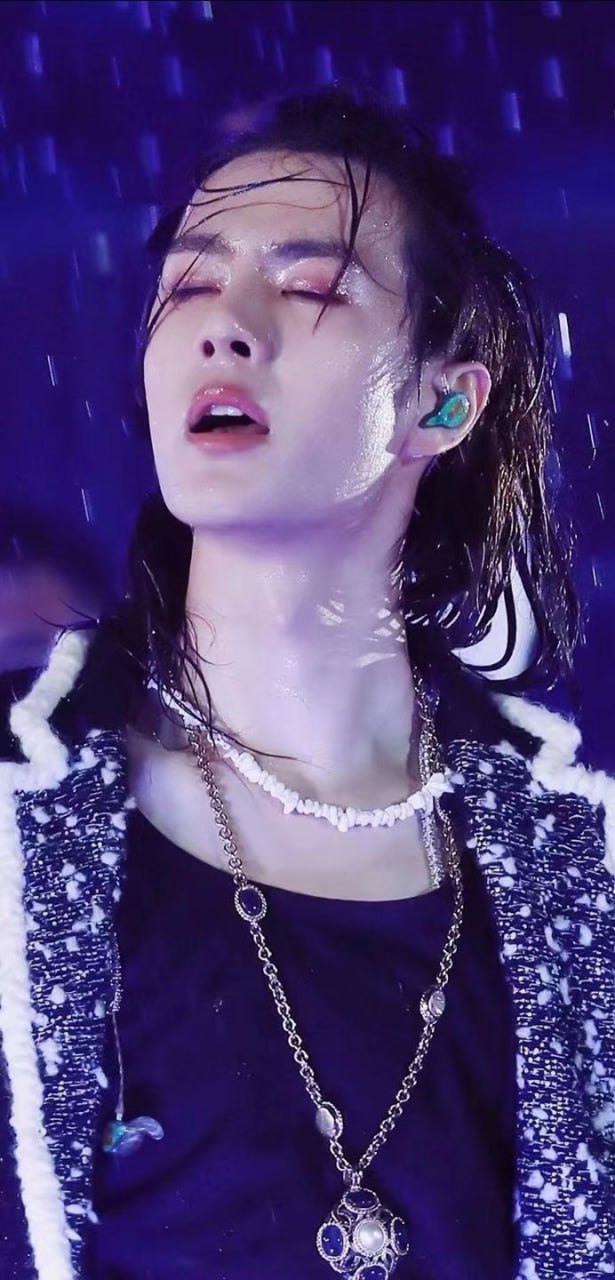 Wang Yibo background image recommended by Choeaedol Celeb fandom