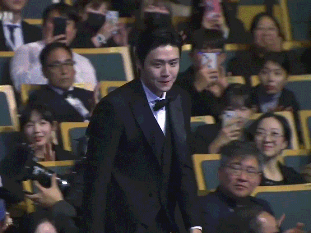 Cuplikan di balik layar dari Kim Seonho