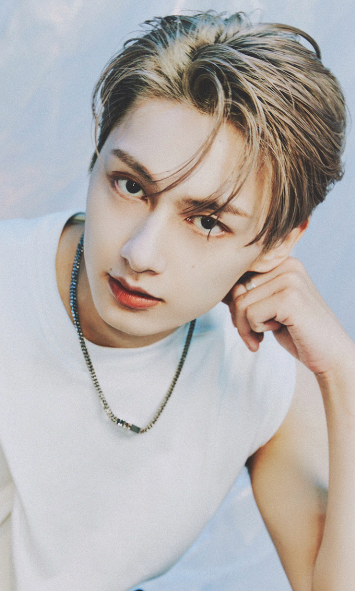 Emotional wallpaper shared by fans for Wen Junhui