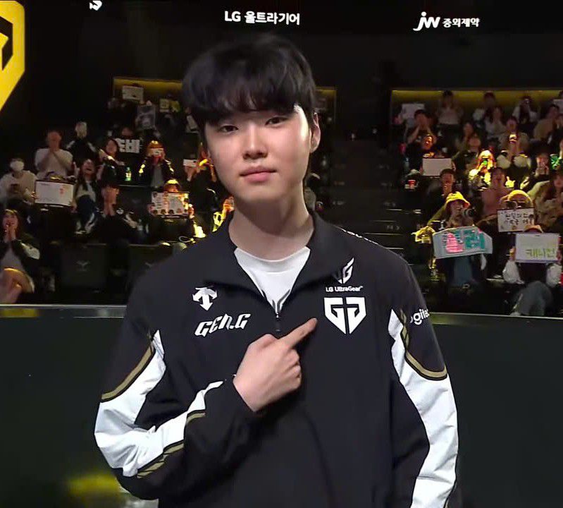 Latest photo of Chovy