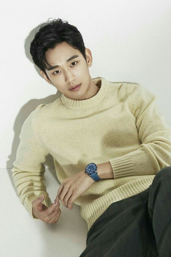 Behind-the-scenes cut of Kim Soohyun