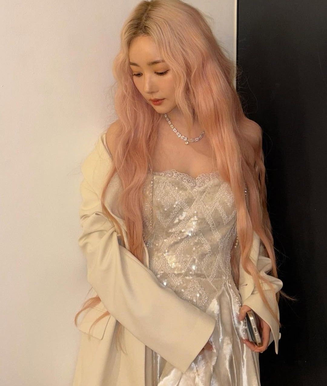 A moment captured by a fan of Park Minyoung