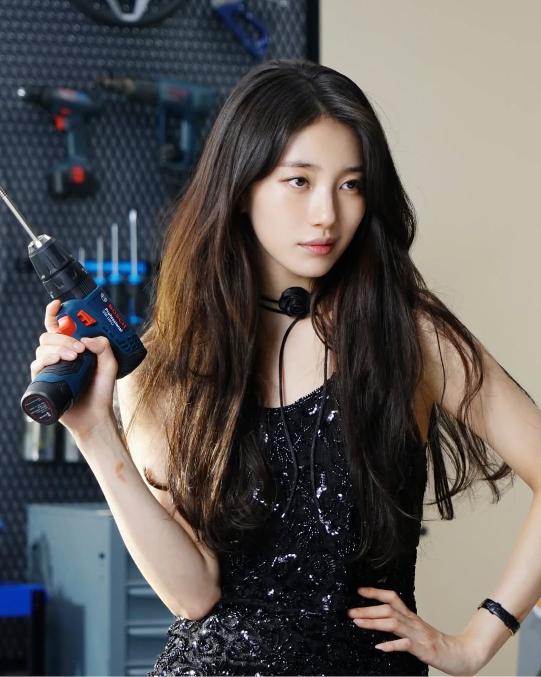 Recent activity shot of Bae Suzy