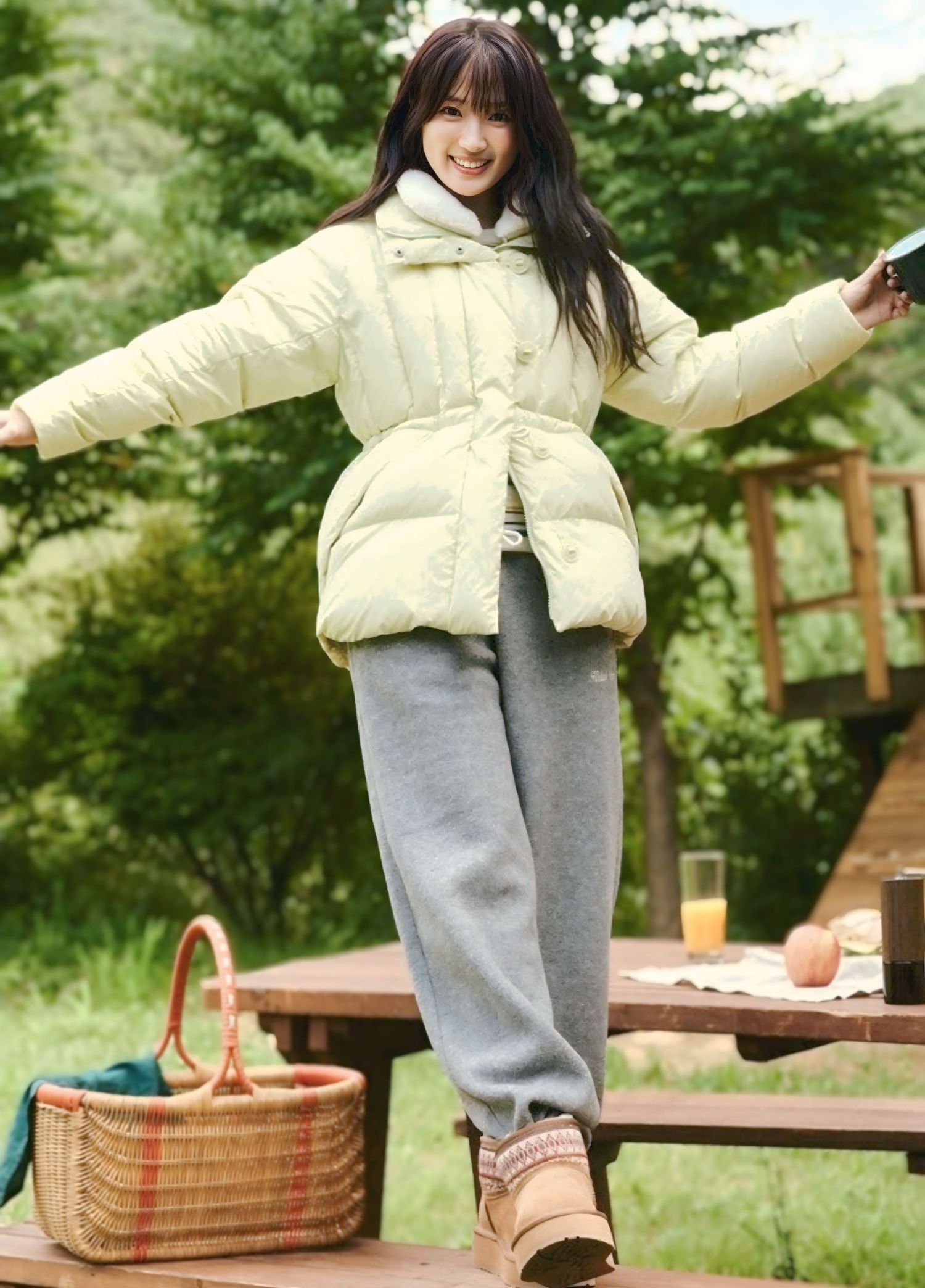 Recent activity shot of Kim Hyeyoon