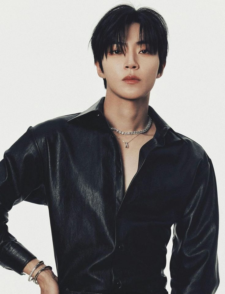 Recent activity shot of Hwang Inyoup