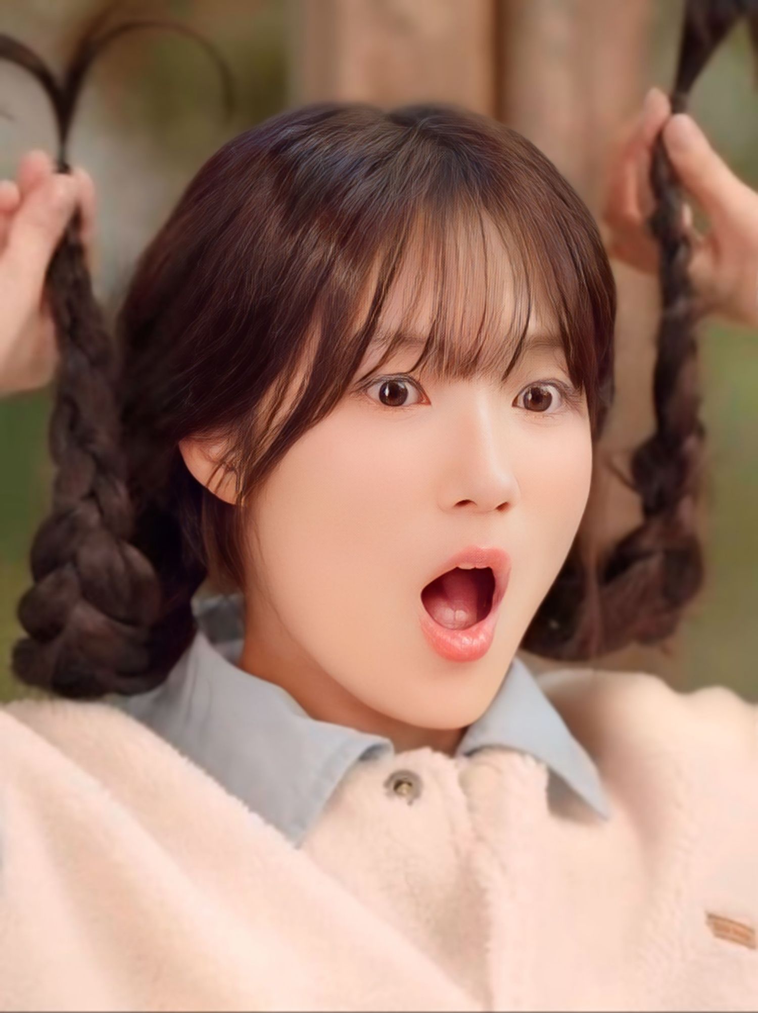 Recent activity shot of Kim Hyeyoon