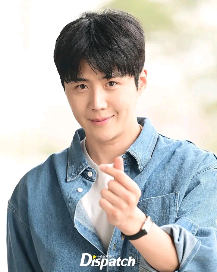 Behind-the-scenes cut of Kim Seonho