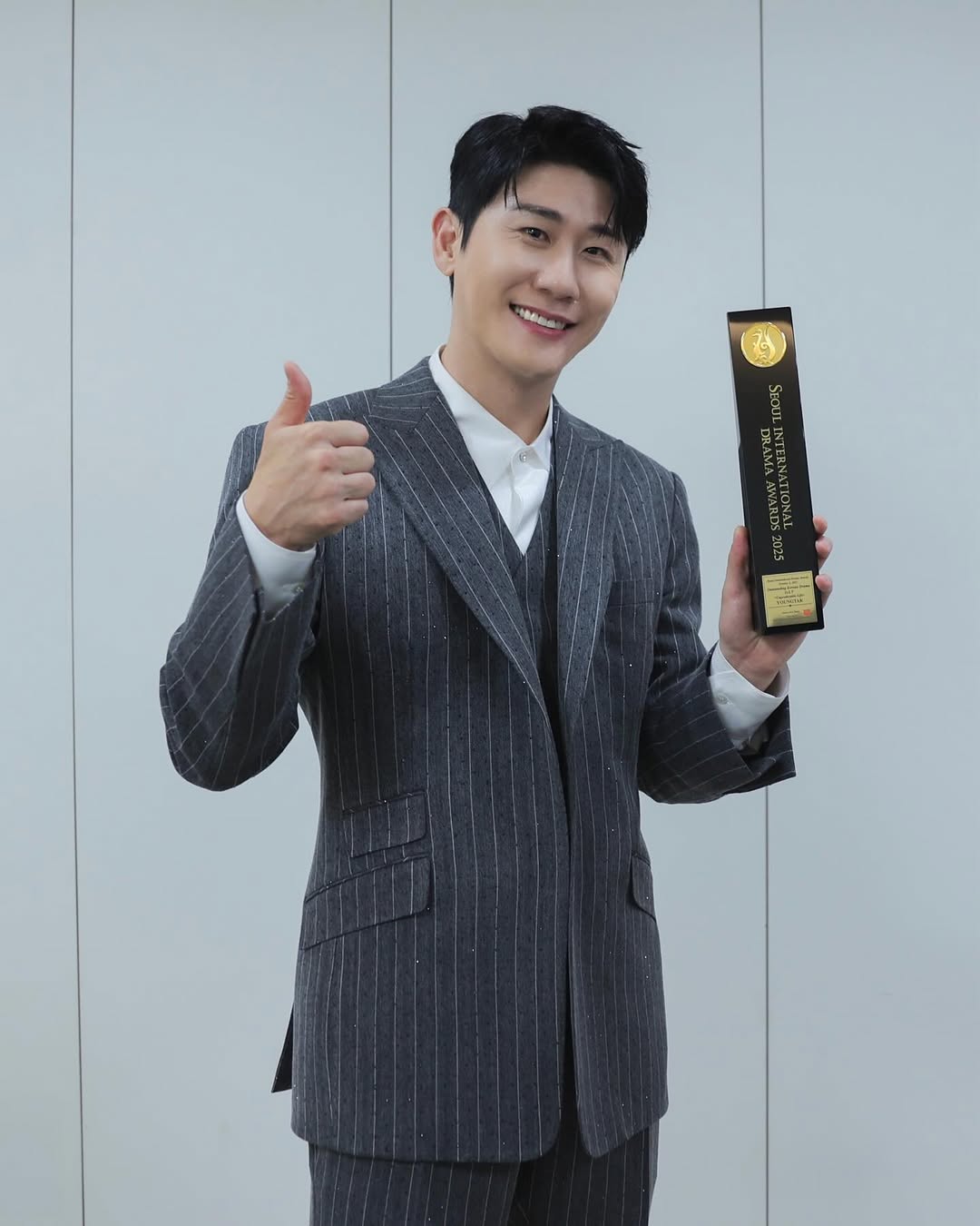 영탁의 비하인드 컷