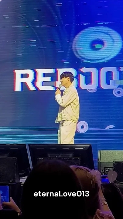 Kim Myungsoo (L) background image recommended by Choeaedol Celeb fandom