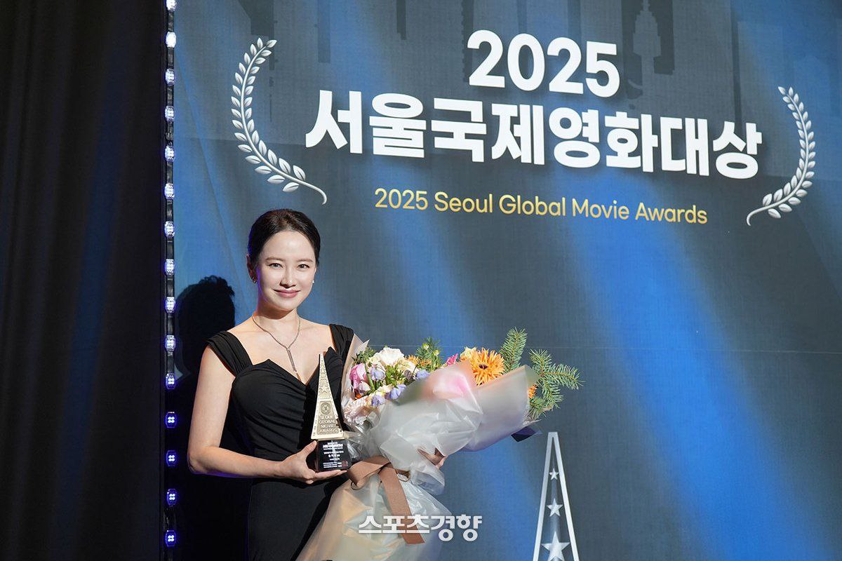 Foto kegiatan terbaru dari Song Jihyo