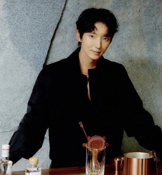 A moment captured by a fan of Lee Joongi