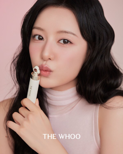 김지원의 비하인드 컷