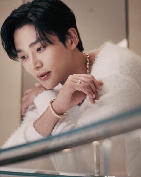 Latest photo of Rowoon