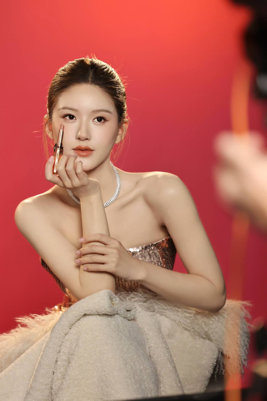A moment captured by a fan of Zhao Lusi