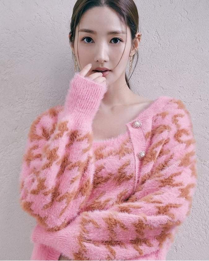 A moment captured by a fan of Park Minyoung