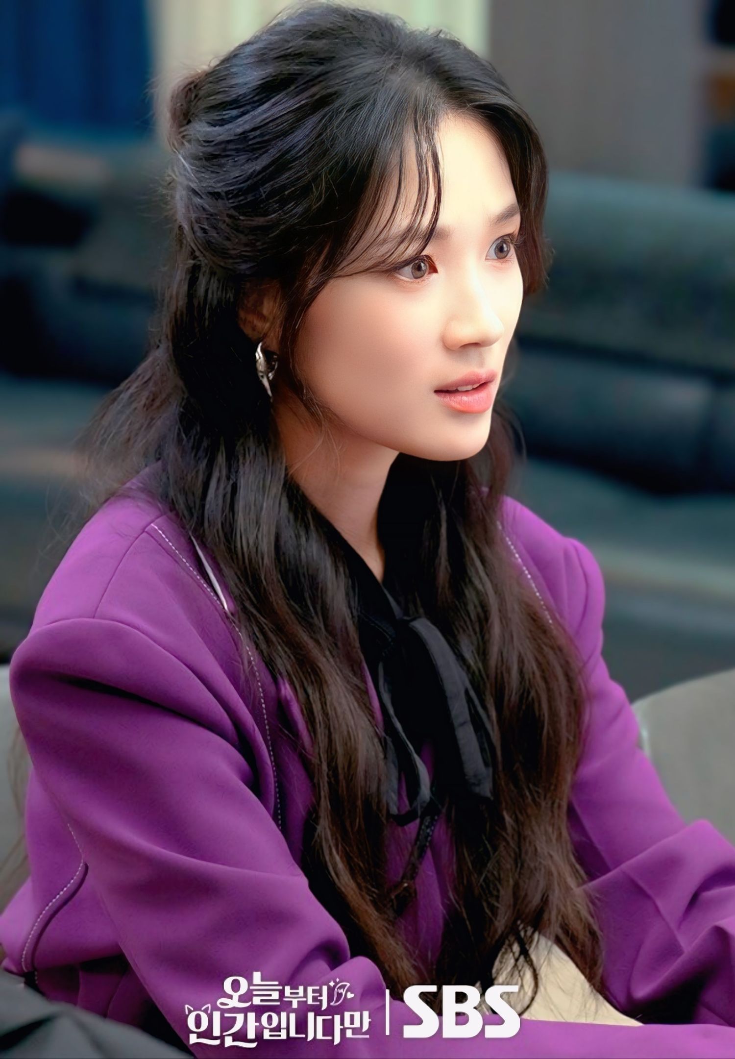 Behind-the-scenes cut of Kim Hyeyoon