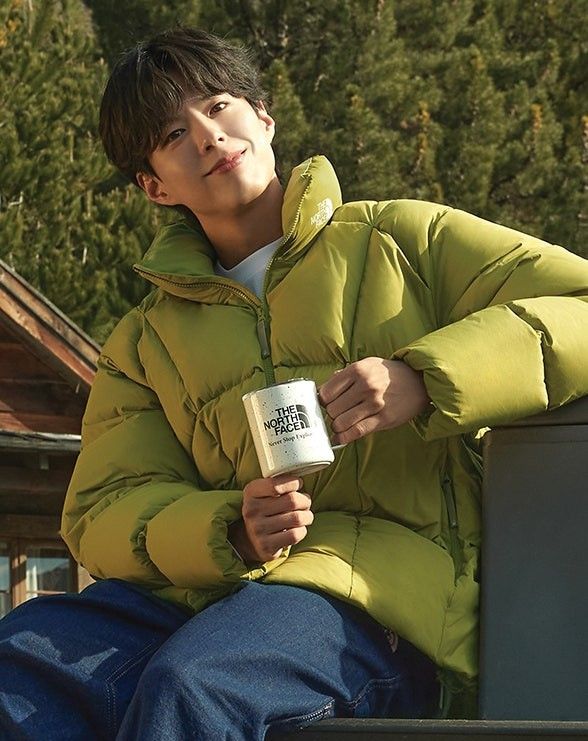 Latest photo of Park Bogum
