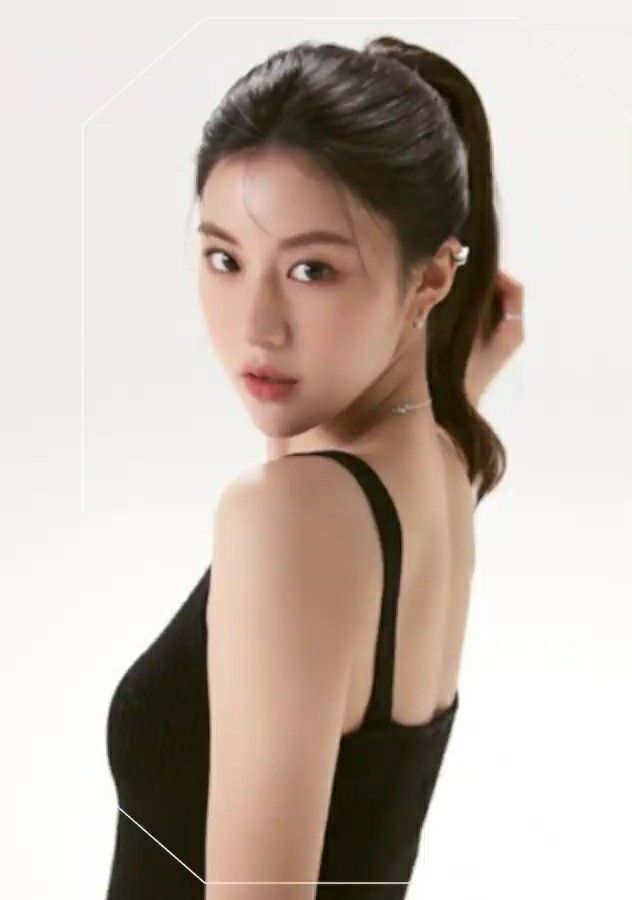 Latest photo of Go Younjung