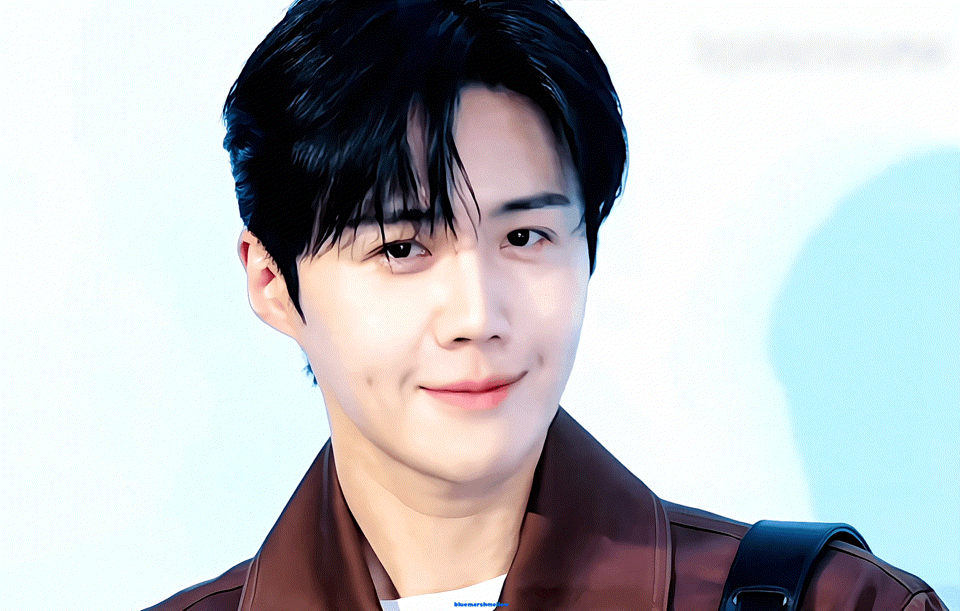 Behind-the-scenes cut of Kim Seonho