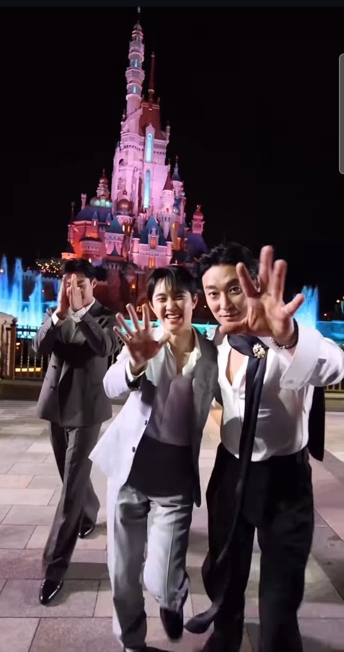 Foto terbaru dari Doh Kyungsoo (D.O.)