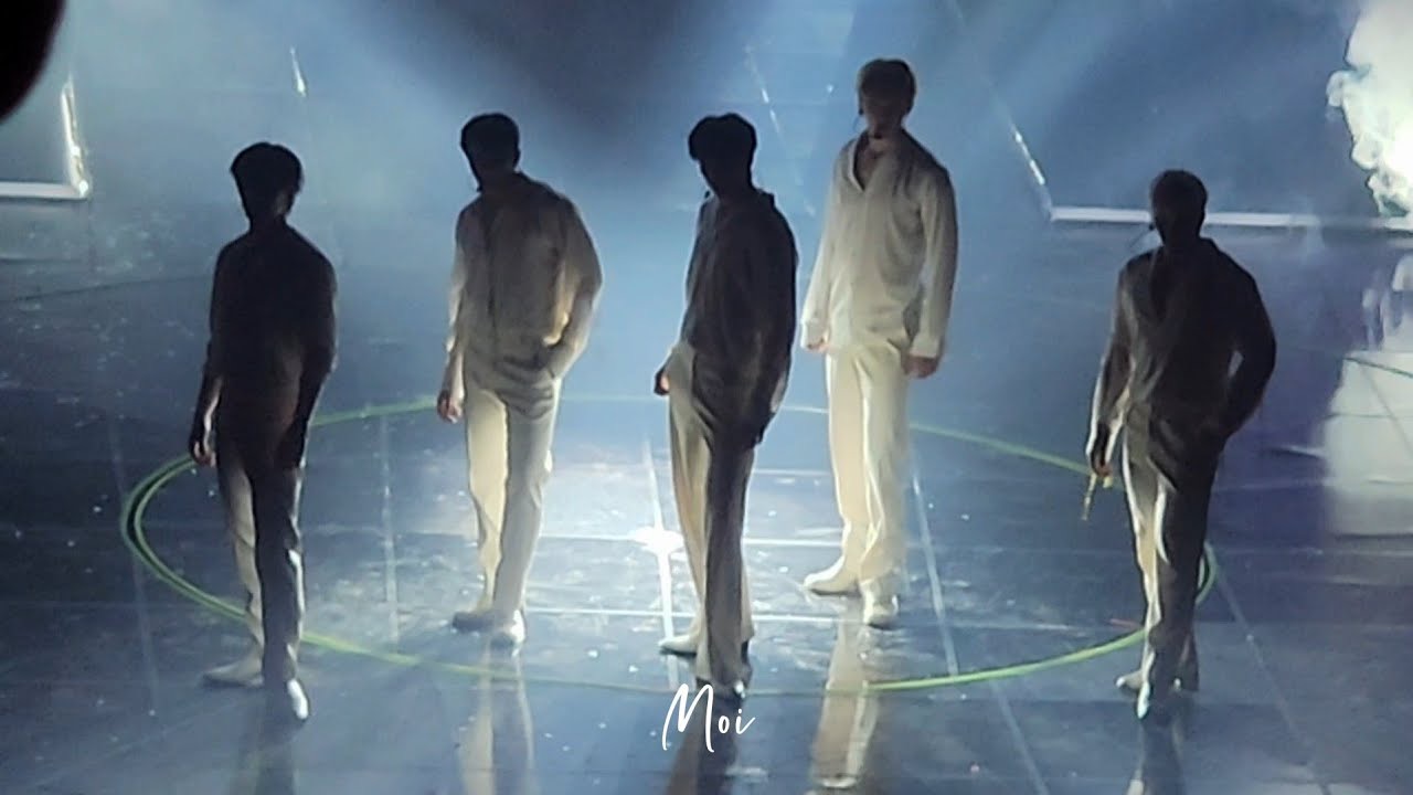 Latest photo of Cha Eunwoo