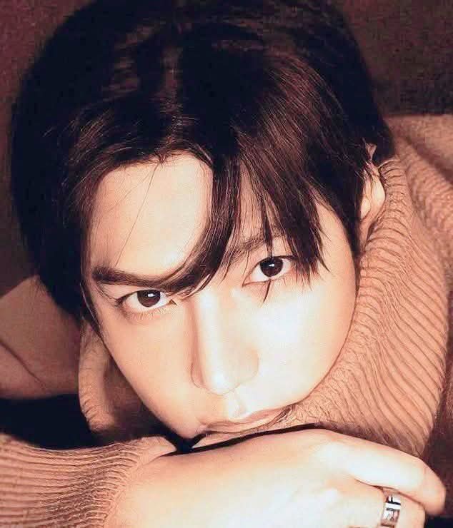 Latest photo of Lee Minho