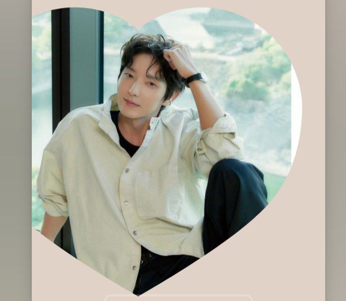 A moment captured by a fan of Lee Joongi