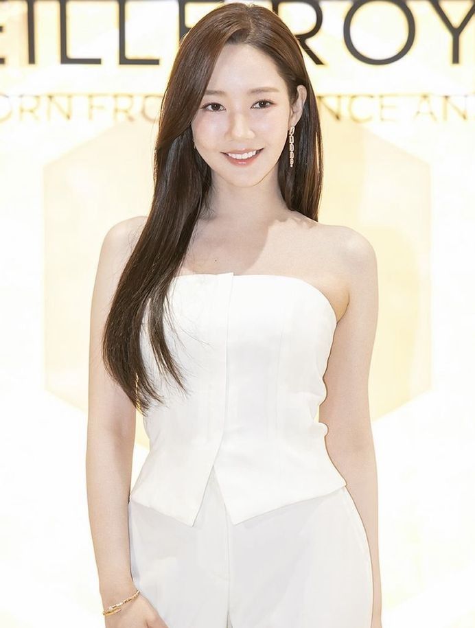 A moment captured by a fan of Park Minyoung