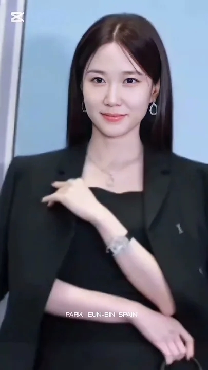 Recent activity shot of Park Eunbin