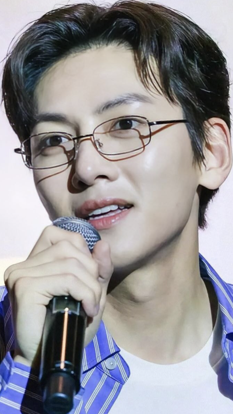 Ji Changwook background image recommended by Choeaedol Celeb fandom