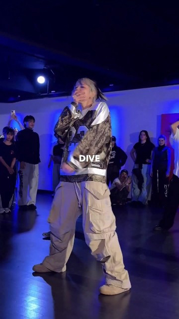 A moment captured by a fan of BADA